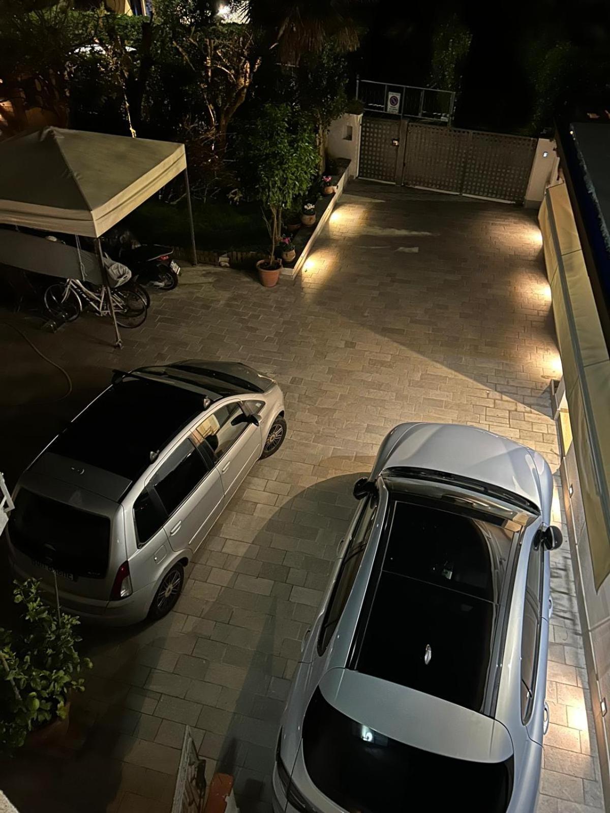 Happy King Appartement Lido di Camaiore Buitenkant foto